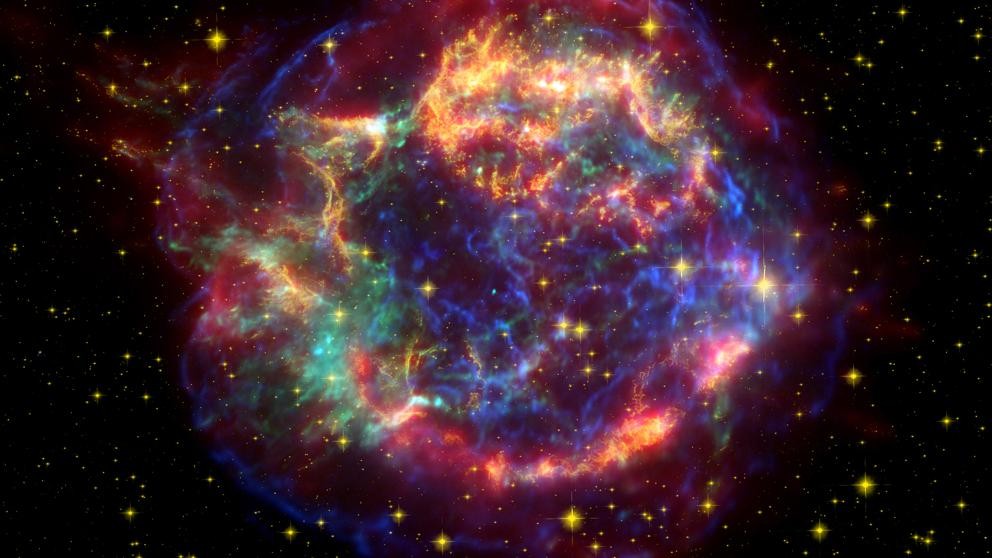 Un niño descubre una supernova